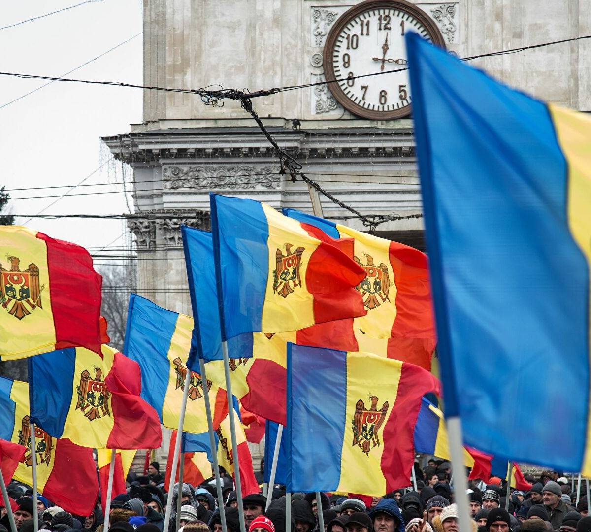 Кто победит на выборах в Молдове? - прогнозы экспертов