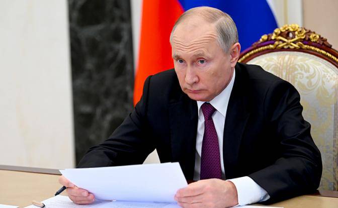 Президент в курсе, что ему пишет армия его управленцев? Президент в курсе, что ему пишет армия его управленцев?