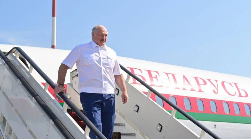 Зачем Лукашенко экстренно вылетел на встречу с Путиным