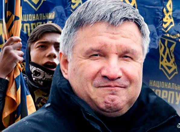 Почему «непотопляемый» глава МВД Украины Аваков подал в отставку