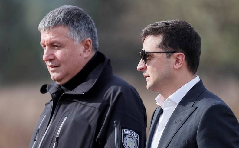 В отставке украинского министра Авакова обнаружился «венгерский след»