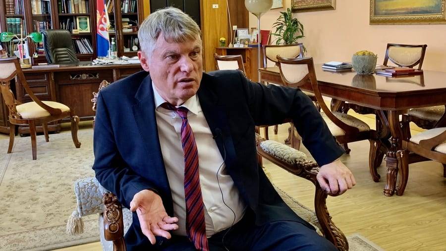 Лазански: Черногория не пропустила танки из РФ в Сербию ради Запада Лазански: Черногория не пропустила танки из РФ в Сербию ради Запада