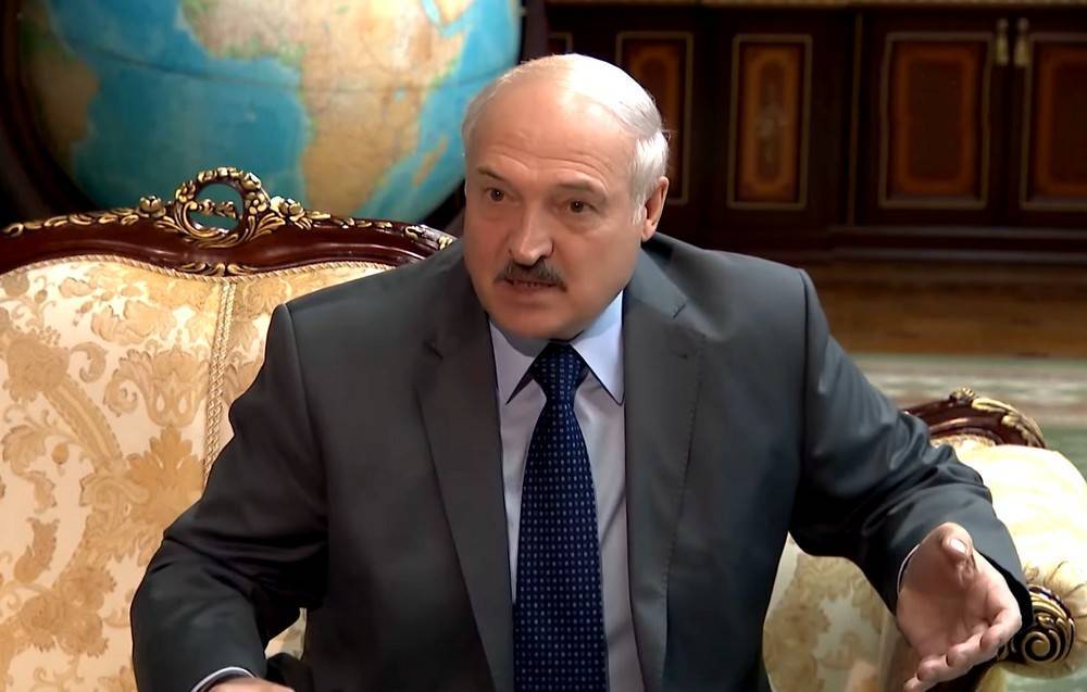 Лукашенко: Дальше на Литву через Беларусь пойдут вооруженные исламисты