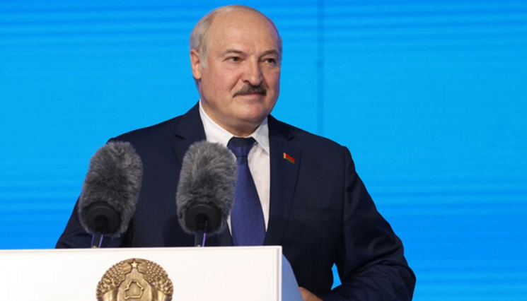 Ассиметричный удар Лукашенко по ЕС оказался болезненным