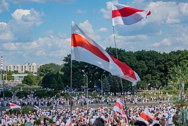 Поиск преемника и возобновление протестов: эксперты о ситуации в Белоруссии