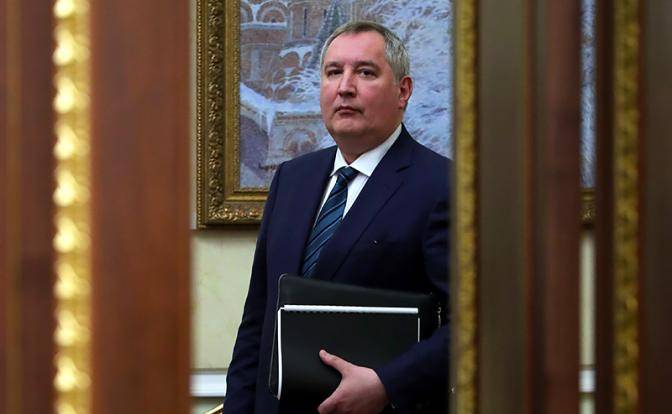Рогозин: Всех расхитителей — расстрелять! Рогозин: Всех расхитителей — расстрелять!