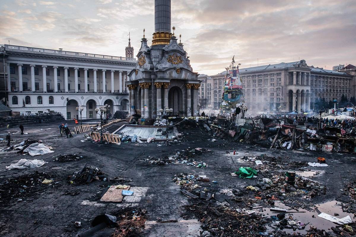 Граждане Украины получают прививку и вечный иммунитет от независимости Граждане Украины получают прививку и вечный иммунитет от независимости