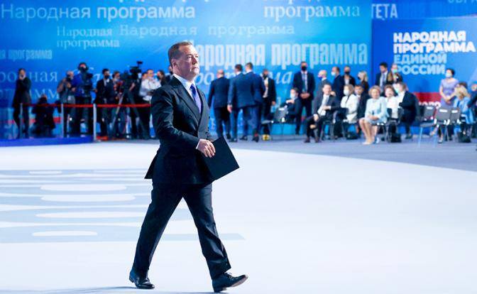 Путин обозначил, кто станет хозяином Кремля. Это не Медведев Путин обозначил, кто станет хозяином Кремля. Это не Медведев