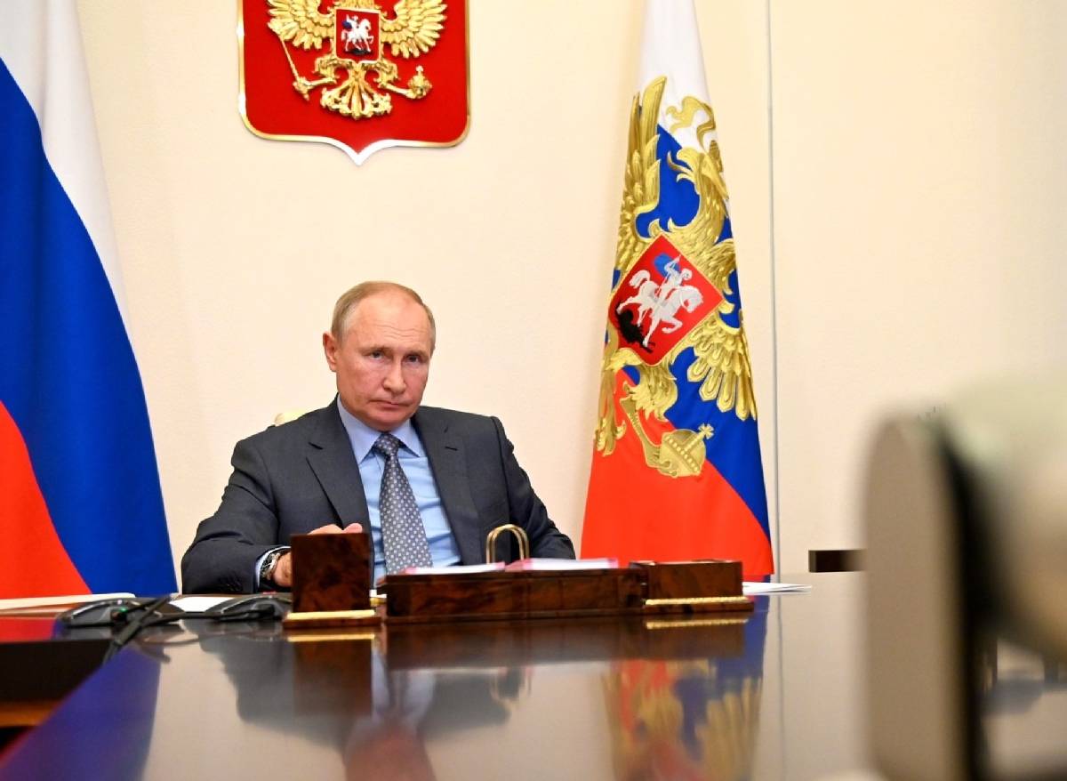 Украинские СМИ рассказали, что видит в «сладких снах» Путин Украинские СМИ рассказали, что видит в «сладких снах» Путин
