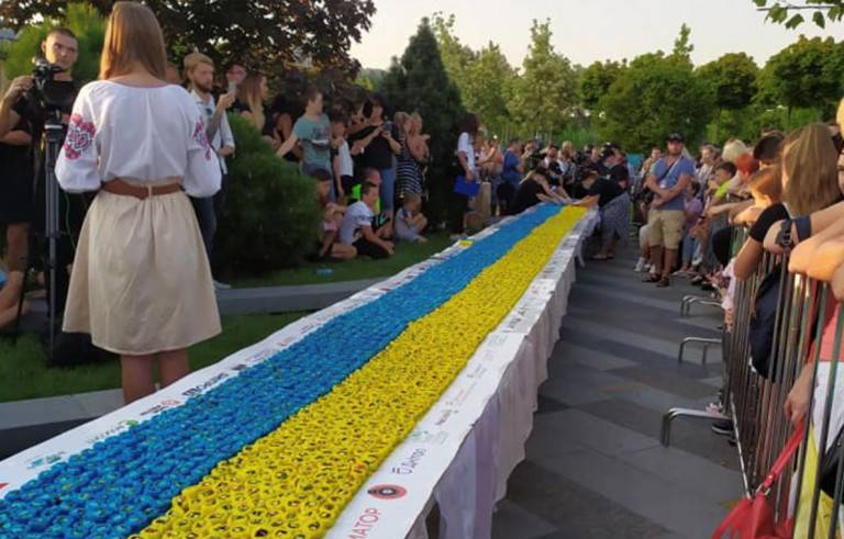 Украина: юбилей незалежности и самые большие роллы
