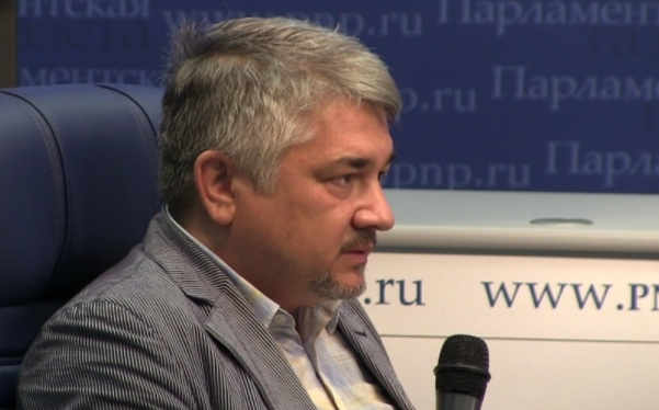 Ищенко: Зеленский пока не догадывается, что может стать «голым королем» Ищенко: Зеленский пока не догадывается, что может стать «голым королем»