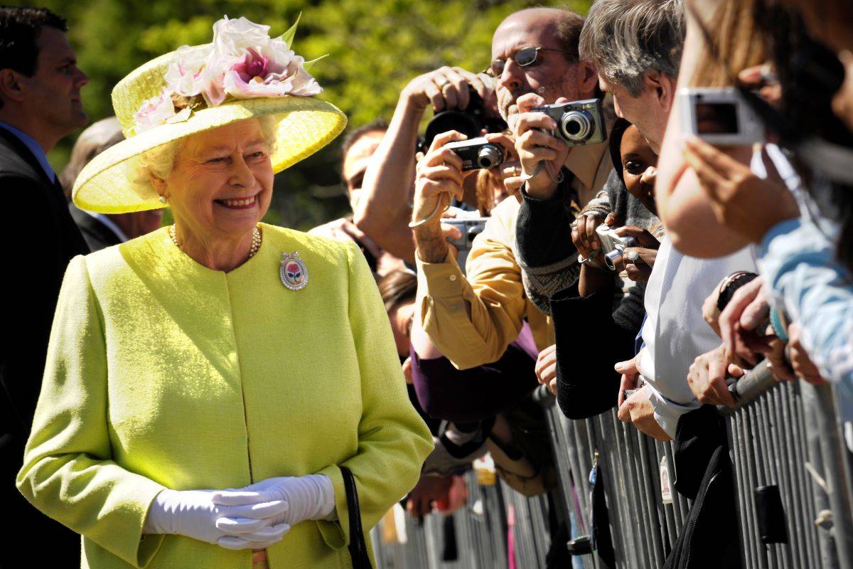 Британская пресса рассказала о секретном протоколе в случае кончины Елизаветы II