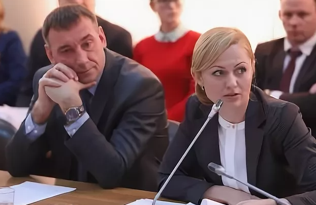 Карибские особняки и ВНЖ: что скрывает депутатская чета Чирковой и Черненко Карибские особняки и ВНЖ: что скрывает депутатская чета Чирковой и Черненко
