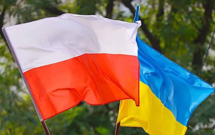 Украине нет дела до судьбы соотечественников в Польше