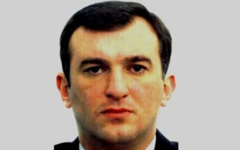 Мегиса Кардаву - личного палача Саакашвили - высылают из Украины в Грузию Мегиса Кардаву - личного палача Саакашвили - высылают из Украины в Грузию
