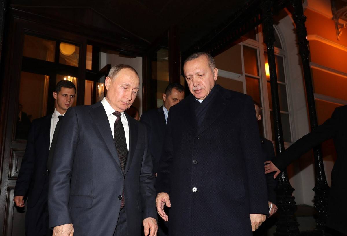 Турецкие СМИ: Россия всё сильнее окружает Турцию