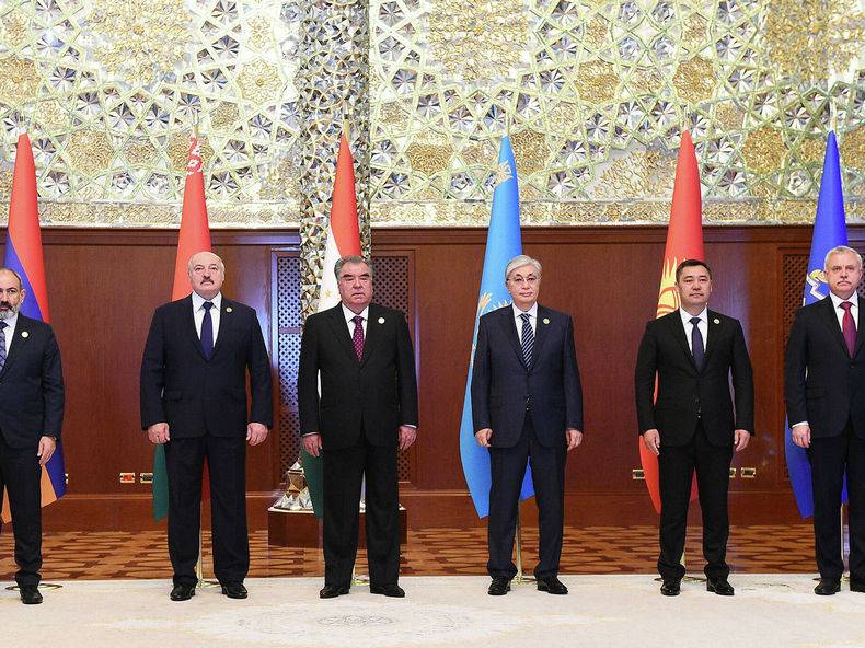 Президенты стран ОДКБ обсудили Путина в случайно включенном эфире