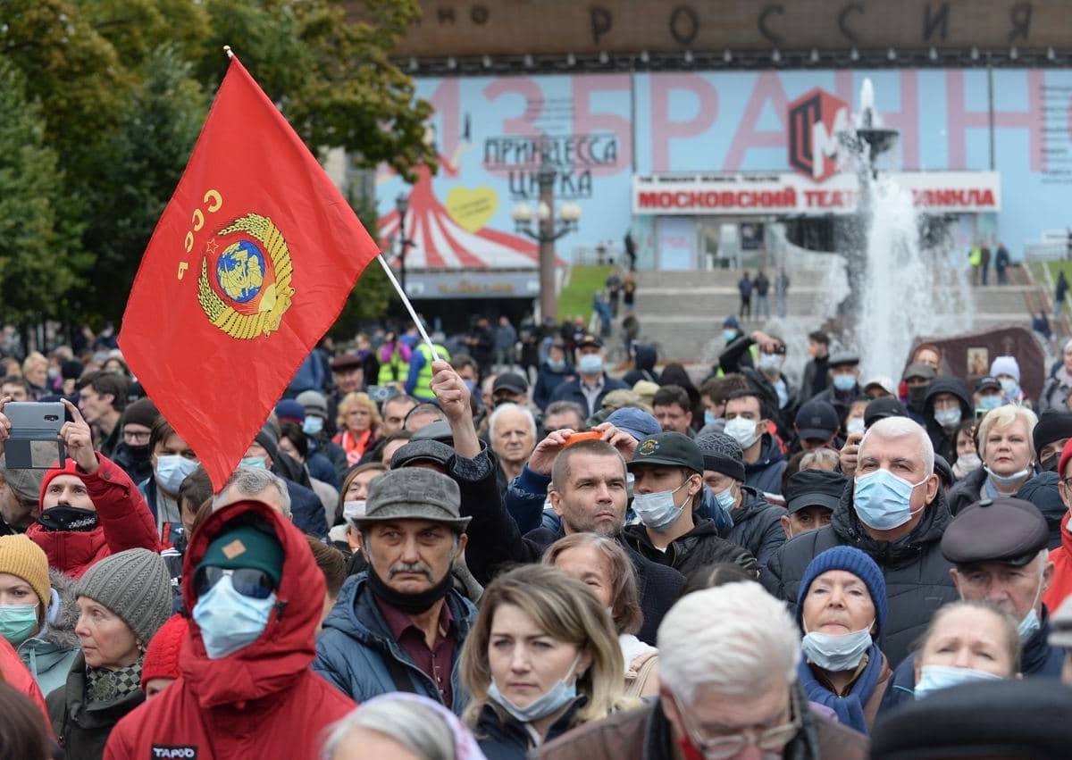 Коммунистический майдан в Москве провалился: Раскол в КПРФ
