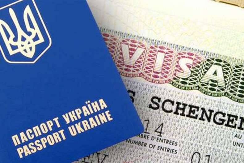 ЕС намерен забрать у Украины «безвиз» ЕС намерен забрать у Украины «безвиз»