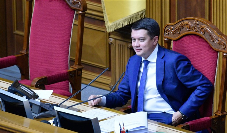 Отставка Разумкова подарила Украине нового кандидата в президенты Отставка Разумкова подарила Украине нового кандидата в президенты