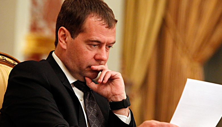 Что Медведев сказал киевской власти в своей статье? Что Медведев сказал киевской власти в своей статье?