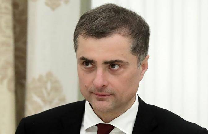 Сурков предрек гражданам тотальное i-рабство Сурков предрек гражданам тотальное i-рабство