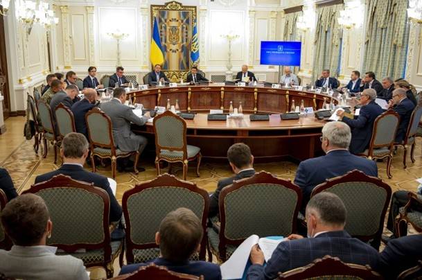 Украинскому режиму в местных либеральных СМИ разрешается всё Украинскому режиму в местных либеральных СМИ разрешается всё
