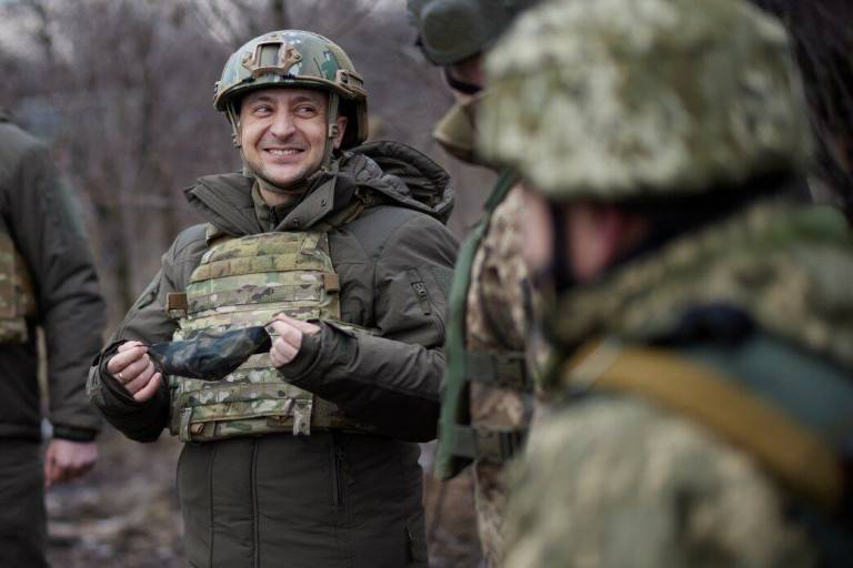 Зеленский вкусил крови и теперь не остановится, считают на Донбассе Зеленский вкусил крови и теперь не остановится, считают на Донбассе