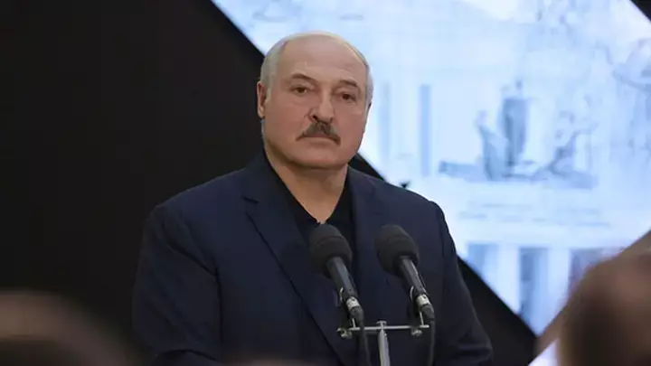 Лукашенко: неудачная попытка госпереворота в Белоруссии не остановила Запад