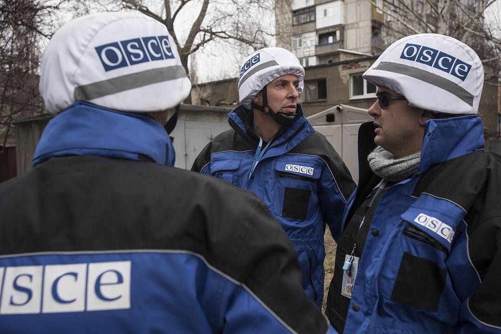 Неожиданные последствия действий Киева: миссия ОБСЕ может покинуть Донбасс
