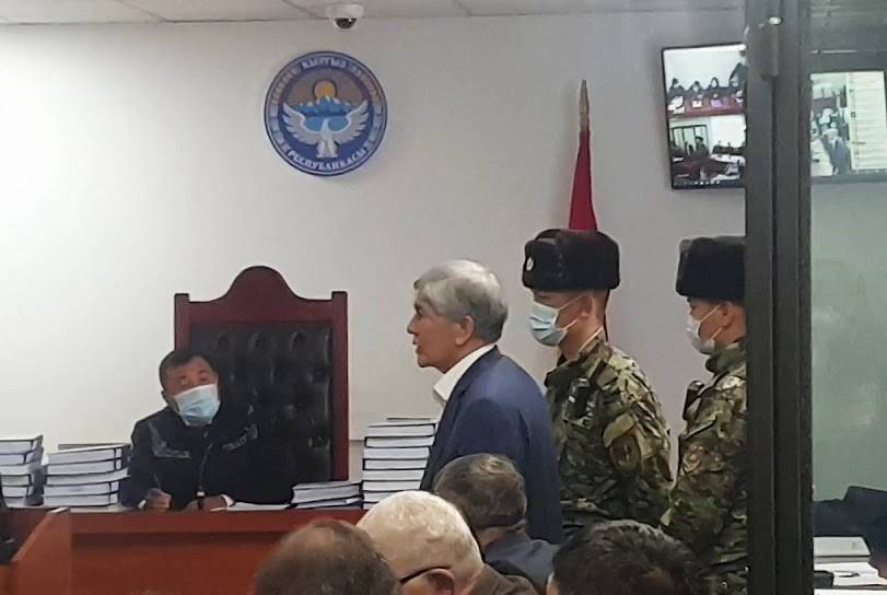 «Реанимация» уголовных дел в предвыборных баталиях за парламент Киргизии