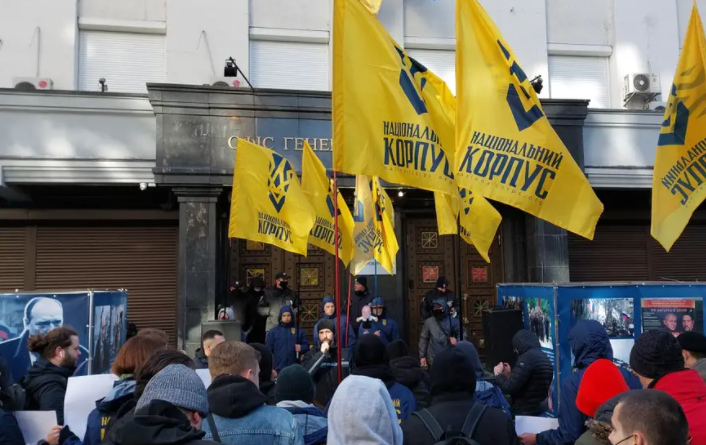 Киевские радикалы потребовали расследовать «преступления Дебальцево»