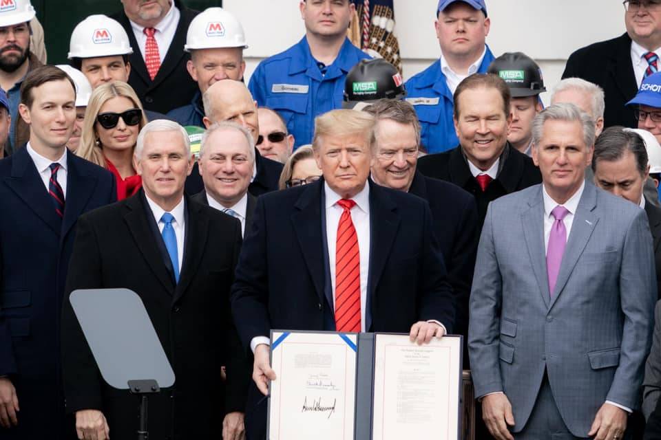 Трамп: 10 лет назад американский конгресс принадлежал Израилю Трамп: 10 лет назад американский конгресс принадлежал Израилю