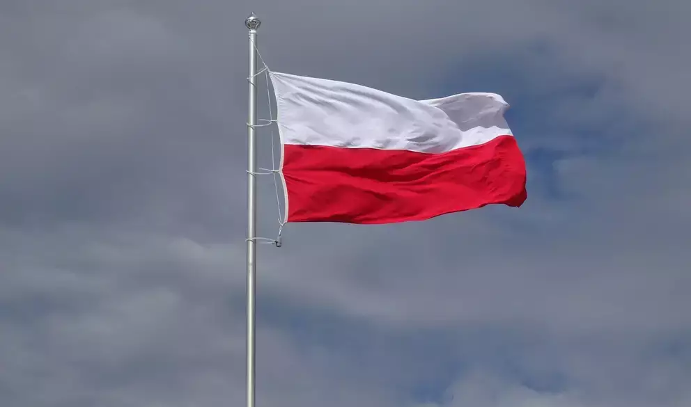 Польша должна уважать решение ЕС или ей придется дорого заплатить