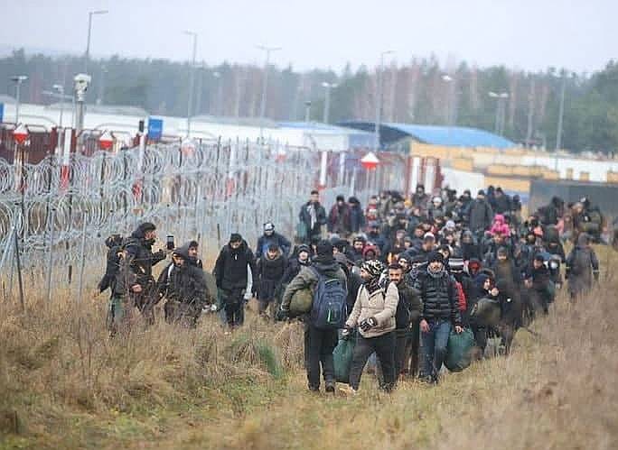 Белоруссия сдает позиции в мигрантском кризисе Белоруссия сдает позиции в мигрантском кризисе