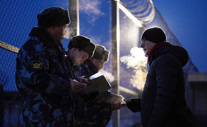 В Москве придумали: Арктику будут поднимать зеки и солдаты В Москве придумали: Арктику будут поднимать зеки и солдаты