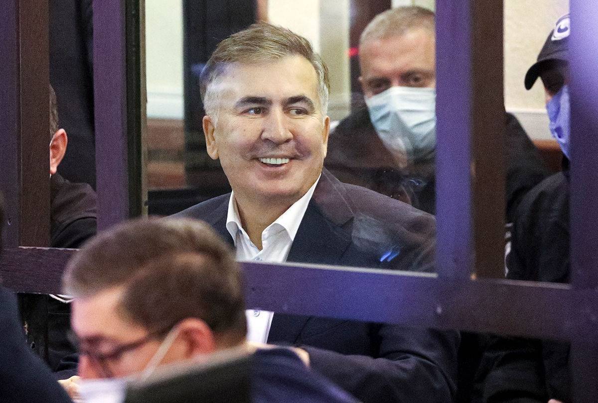 Саакашвили может с триумфом выйти на свободу