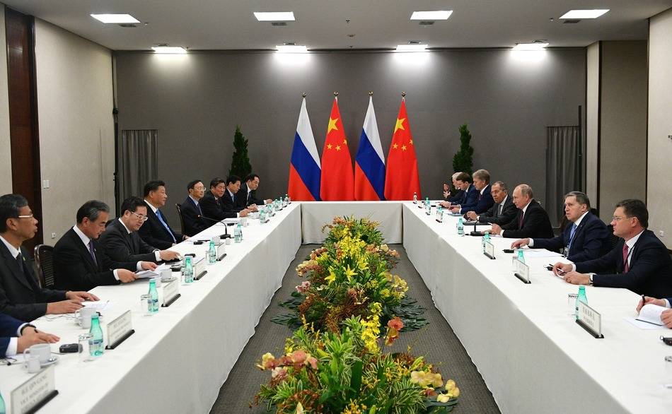 Китайский дипломат заявляет об отсутствии причин для ограничения сотрудничества с Россией