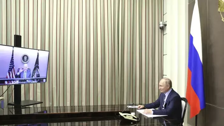 Два шага Путина озадачили Байдена во время обсуждения Украины