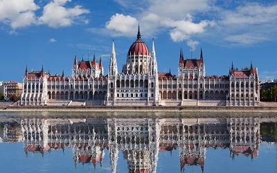 Запад готовится к активному вмешательству в парламентские выборы в Венгрии