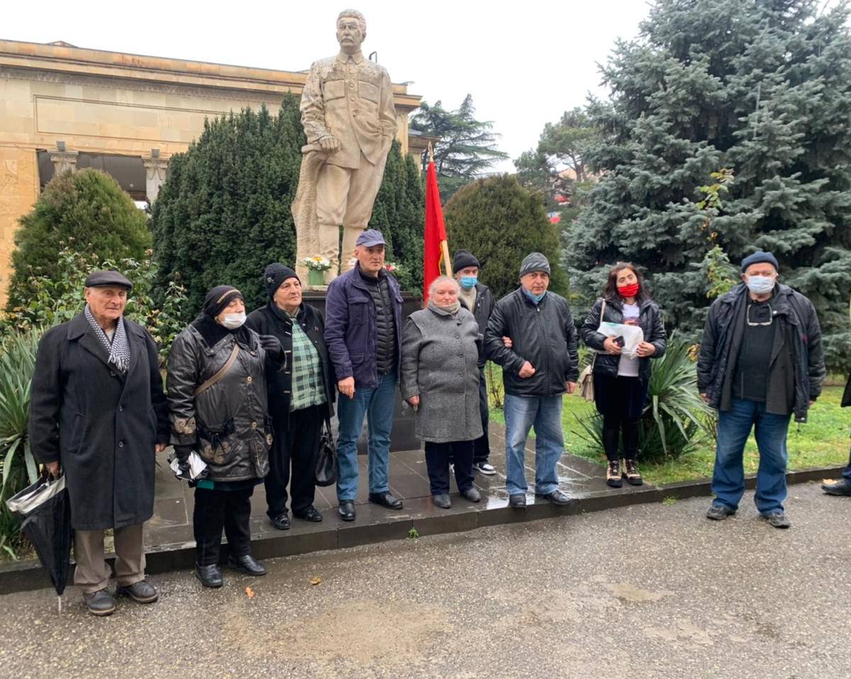 Запрещенная Компартия Грузии публично отпраздновала день рождения Сталина