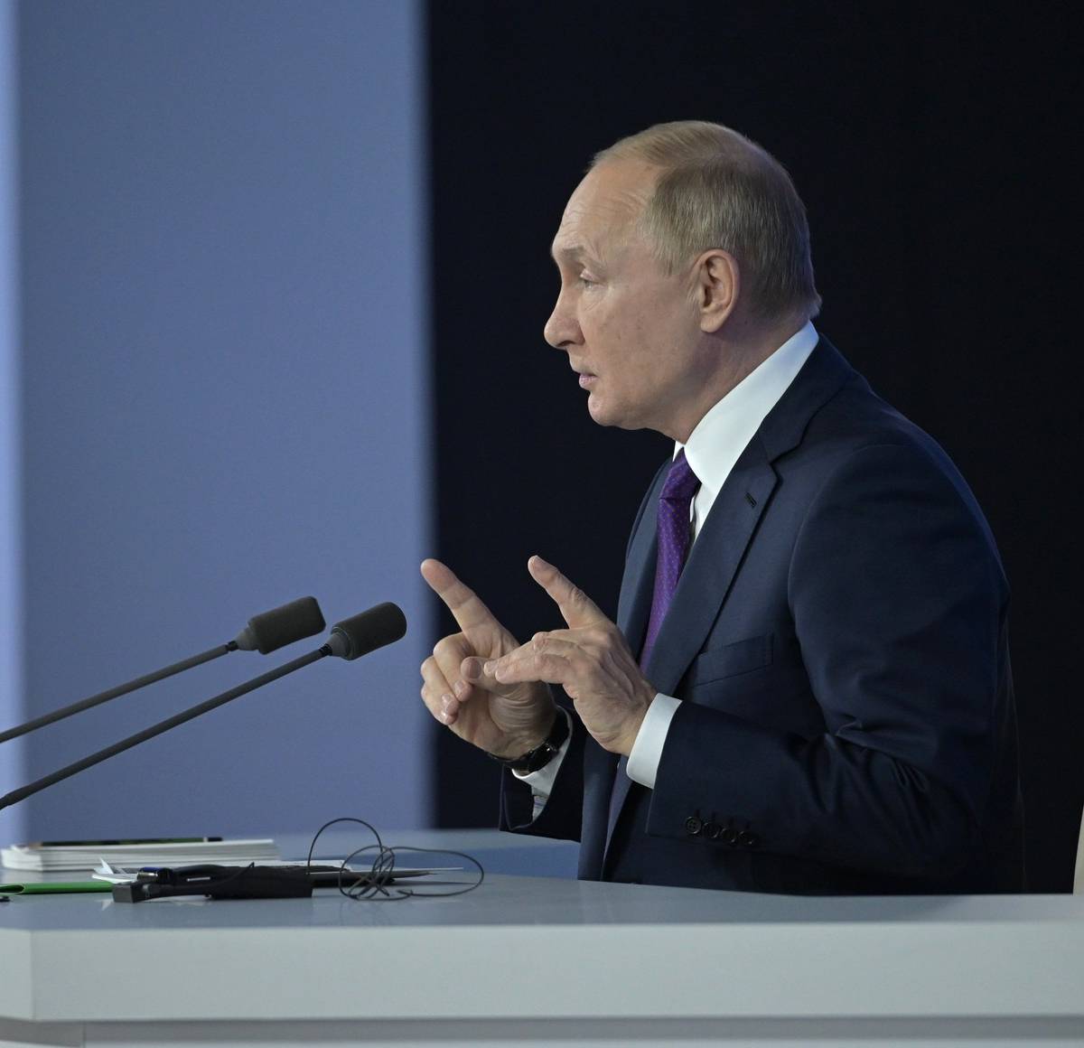 Путин: Территории России силой затолкнули в Украину