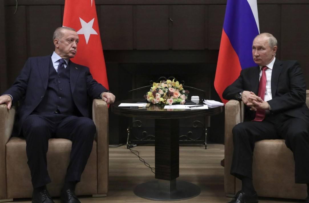 Москва и Анкара ищут пути друг к другу: о телефонных переговорах президентов двух стран