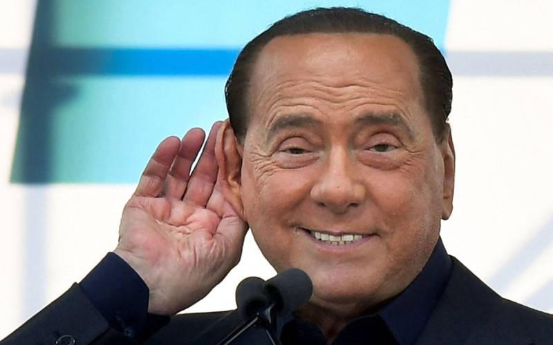 Выборы президента Италии могут вернуть в большую политику Берлускони
