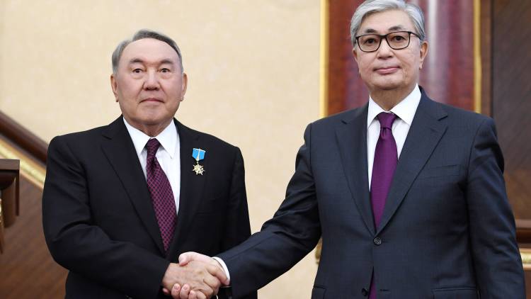 Почему Токаев сместил Назарбаева с «пожизненной» должности
