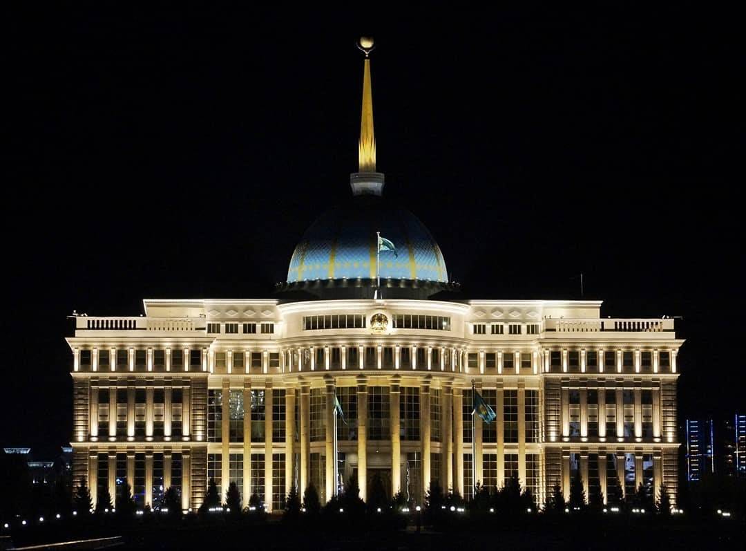 Казахстану нужны политические репрессии и помощь России