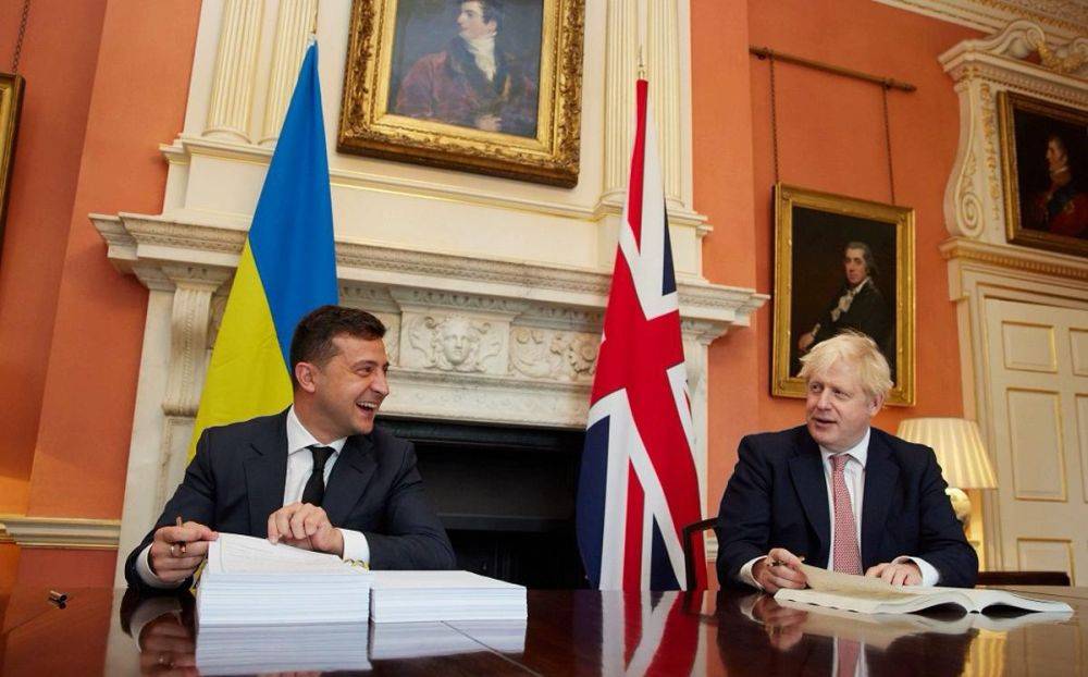 Украина — в цепких британских объятиях