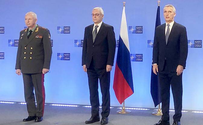 Столтенберг манит Россию в НАТО