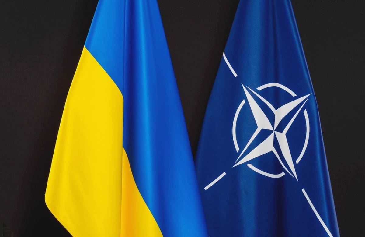 Американский эксперт предостерег Украину от вступления в НАТО и ЕС