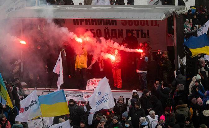 Пусть Украина гордо догнивает Пусть Украина гордо догнивает
